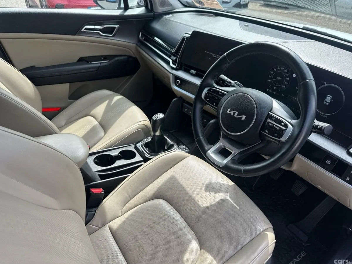 Kia Sportage SUV, Diesel, 2022, White