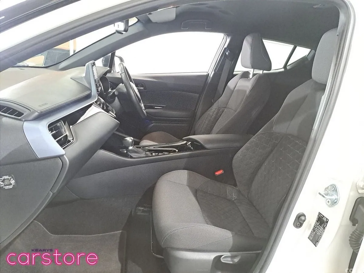 Toyota C-HR Hatchback, Petrol Hybrid, 2022, White