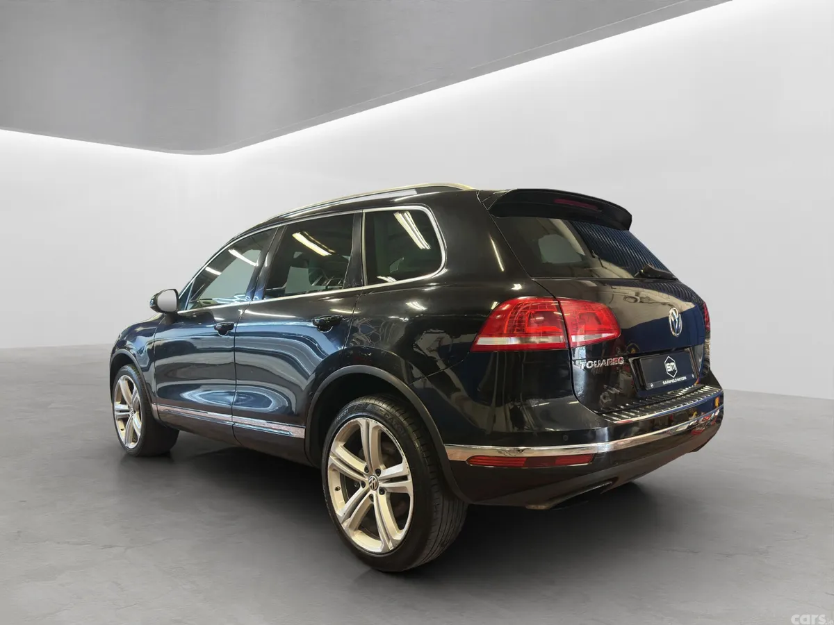 Volkswagen Touareg SUV, Diesel, 2018, Black