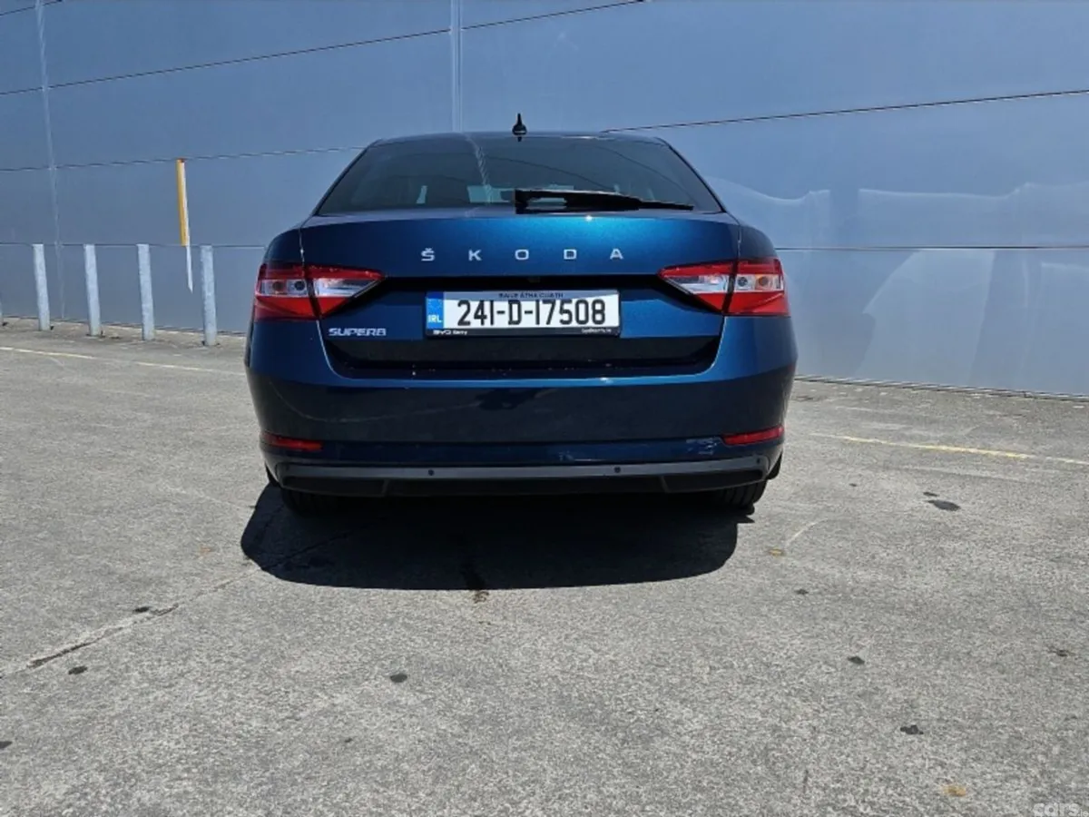Skoda Superb Saloon, Diesel, 2024, Blue