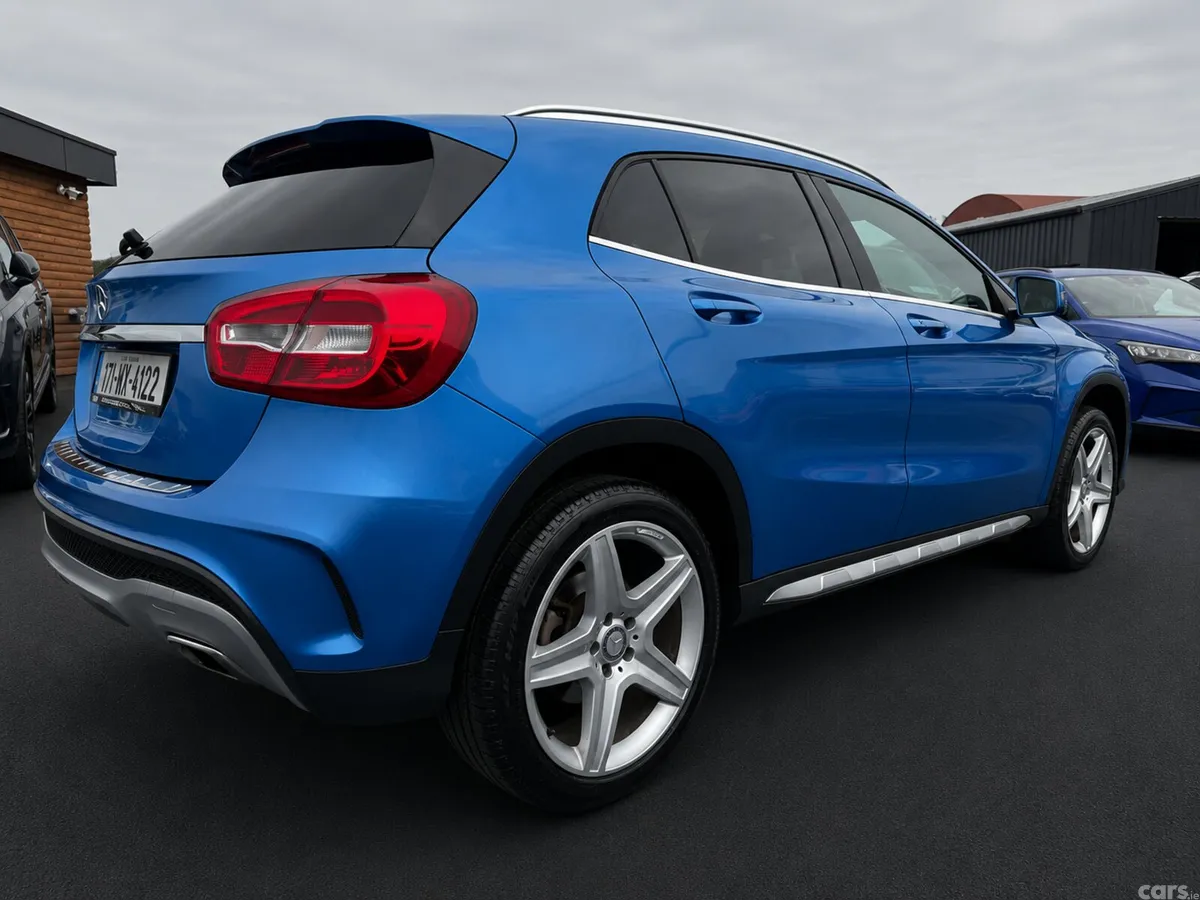 Mercedes-Benz GLA SUV, Diesel, 2017, Blue