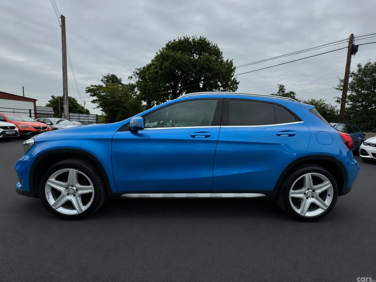 Mercedes-Benz GLA SUV, Diesel, 2017, Blue