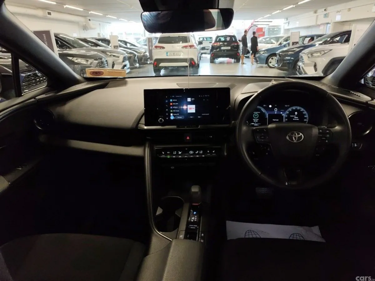 Toyota C-HR SUV, Petrol Hybrid, 2025, Black
