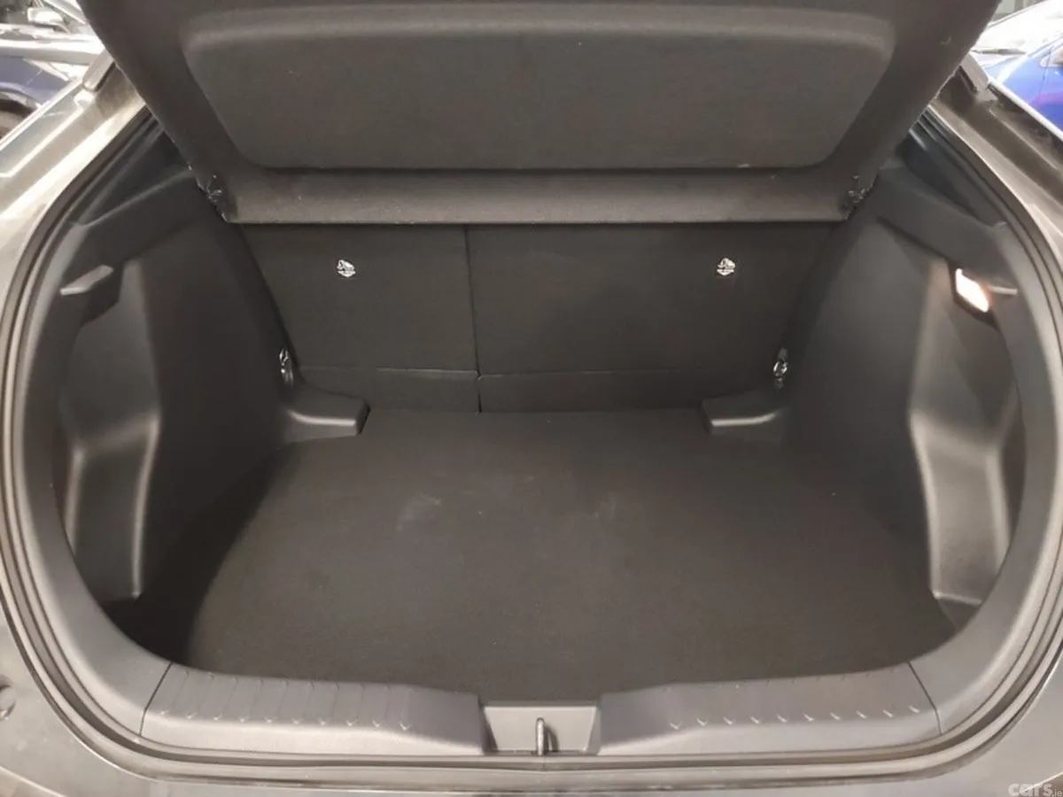 Toyota C-HR SUV, Petrol Hybrid, 2025, Black