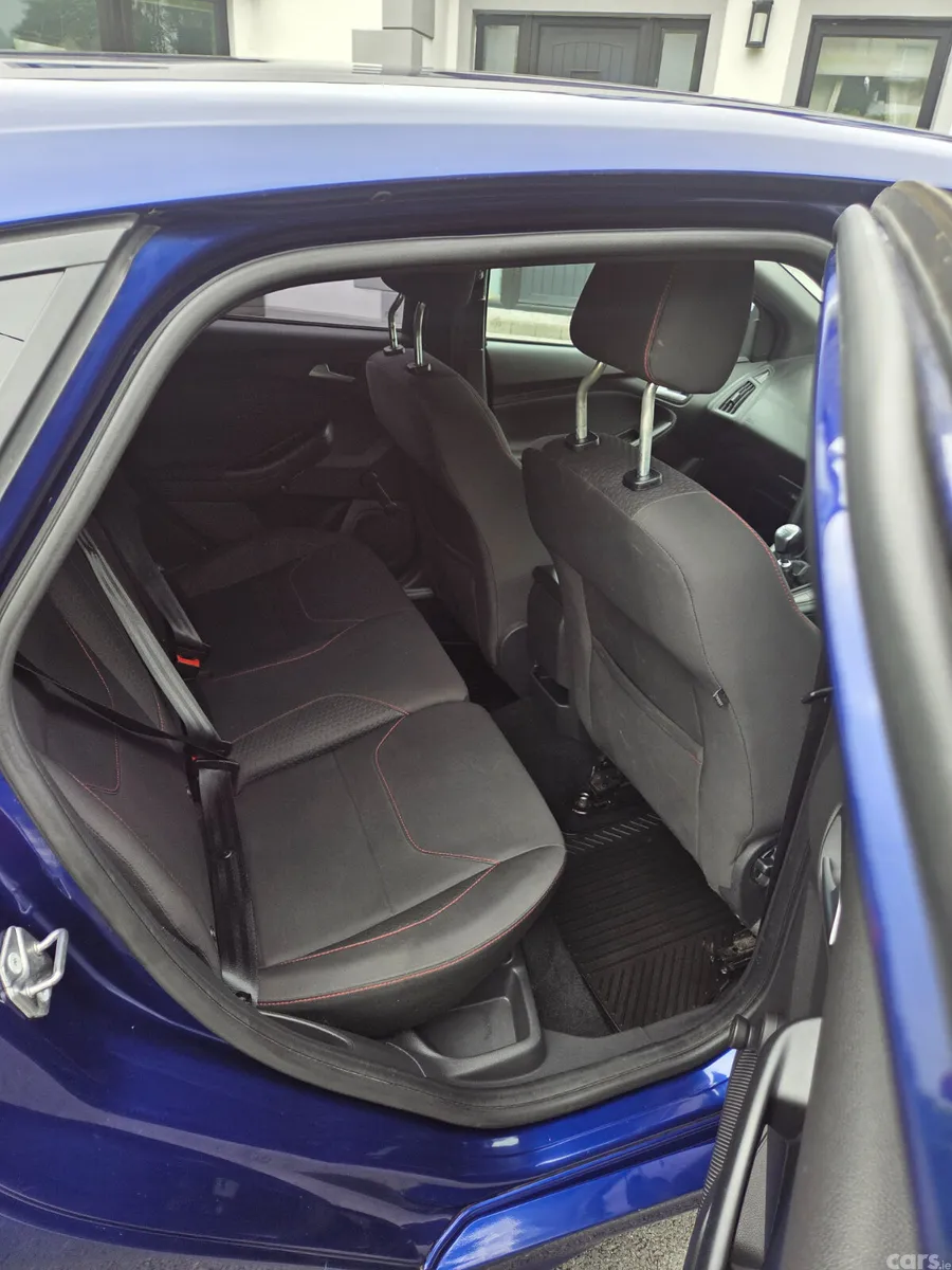 Ford Focus Hatchback, Diesel, 2018, Blue