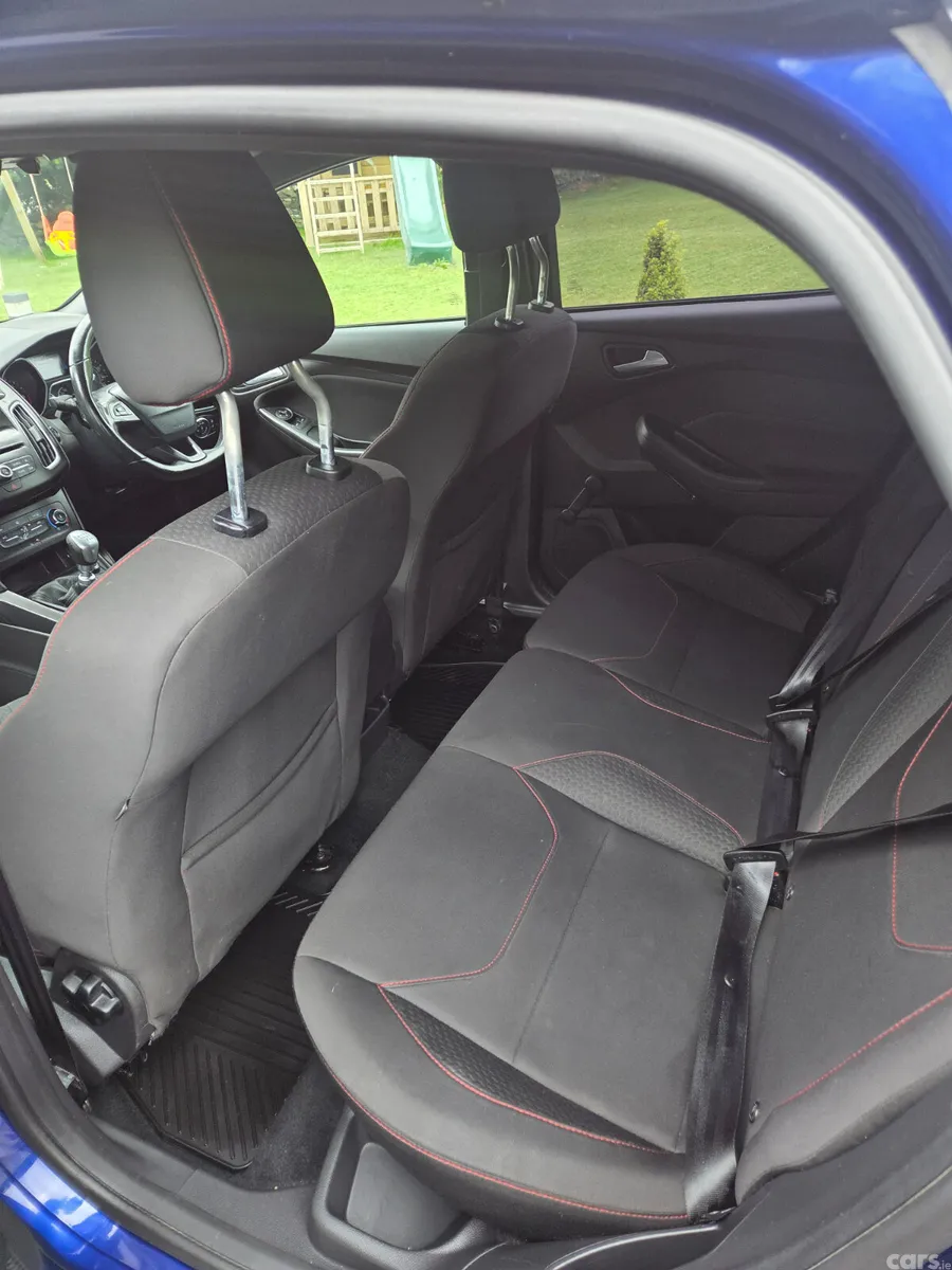 Ford Focus Hatchback, Diesel, 2018, Blue