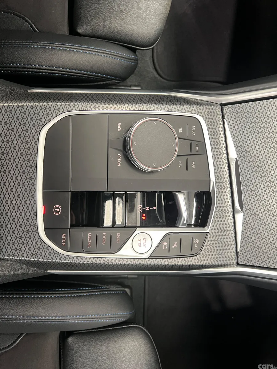 BMW 3-Series Saloon, Petrol Plug-in Hybrid, 2023, Blue