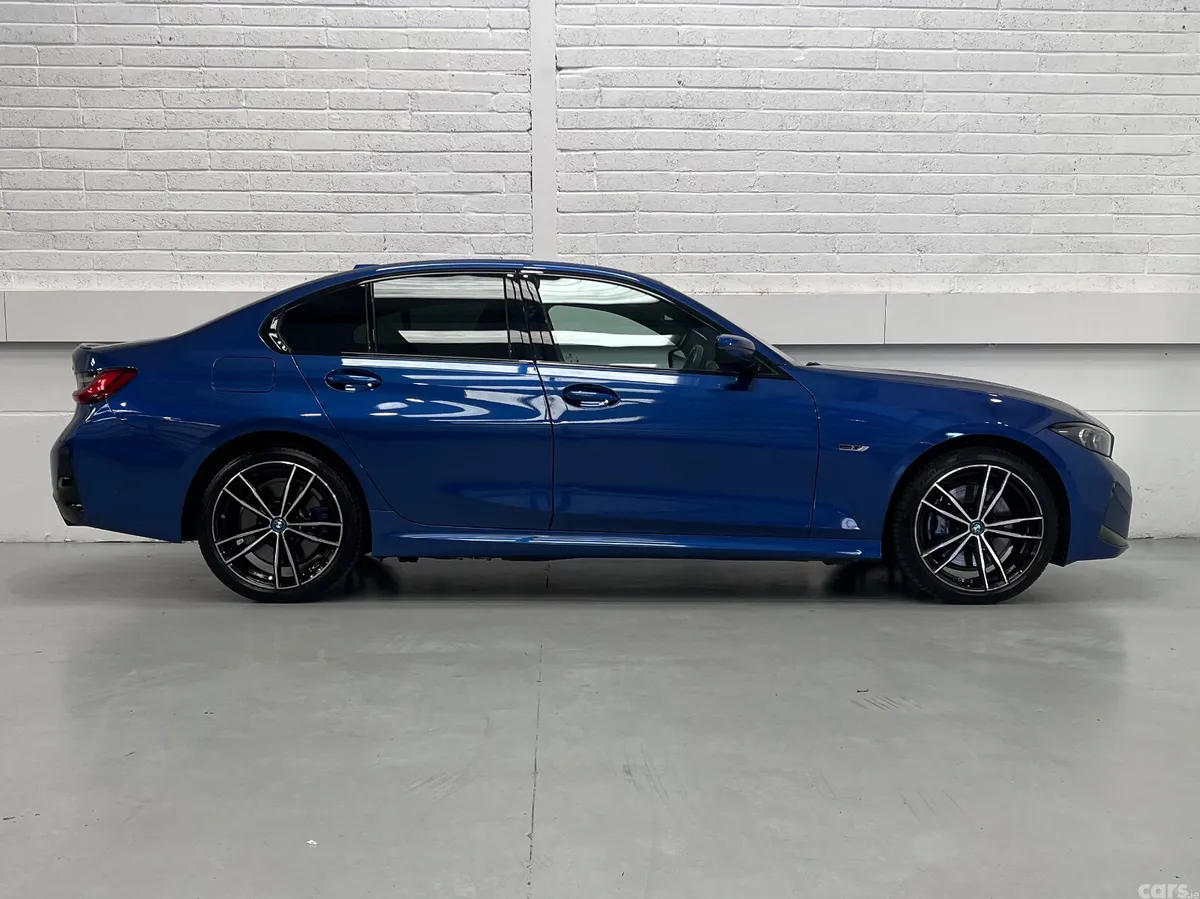 BMW 3-Series Saloon, Petrol Plug-in Hybrid, 2023, Blue