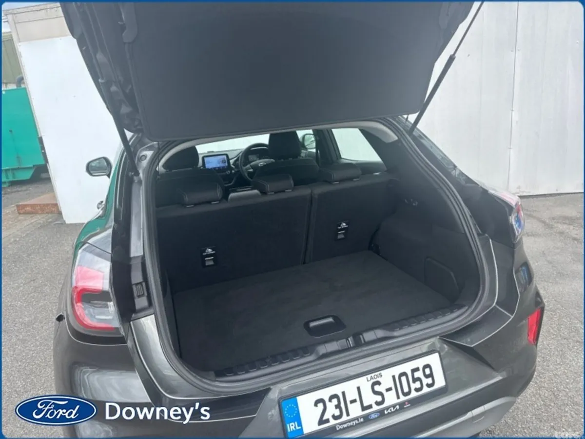 Ford Puma Hatchback, Petrol, 2023, Grey