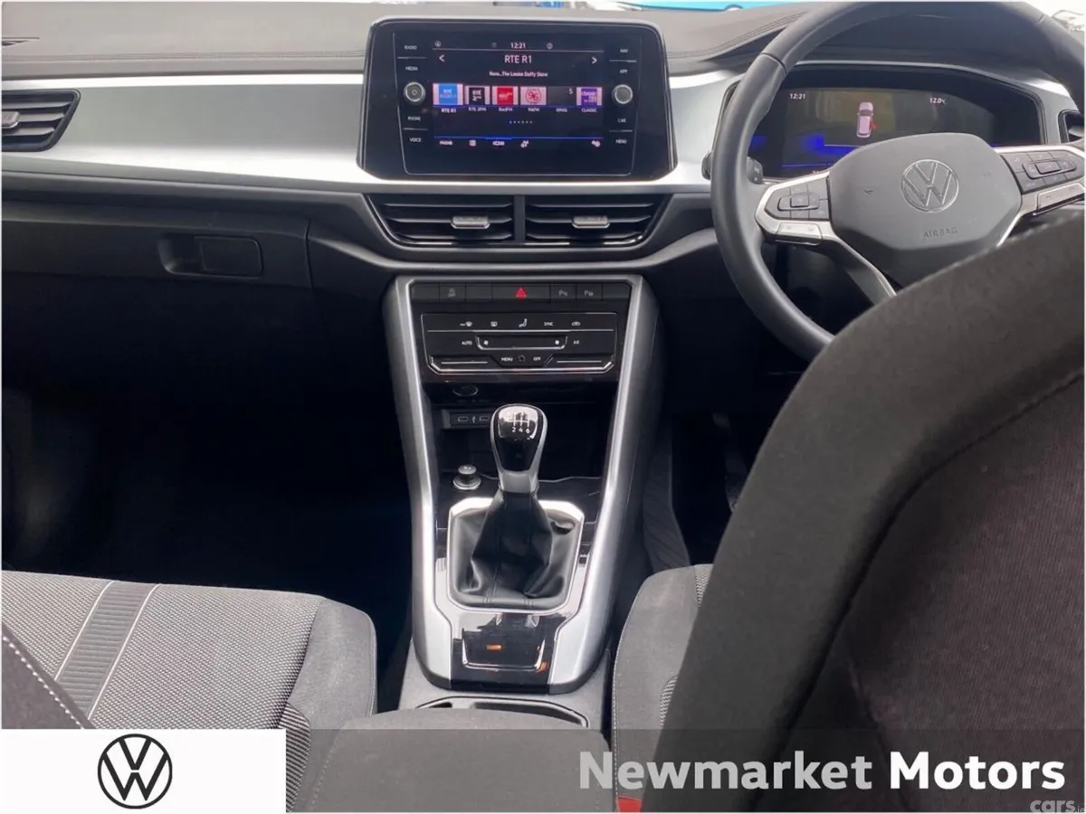 Volkswagen T-Roc SUV, Petrol, 2023, White