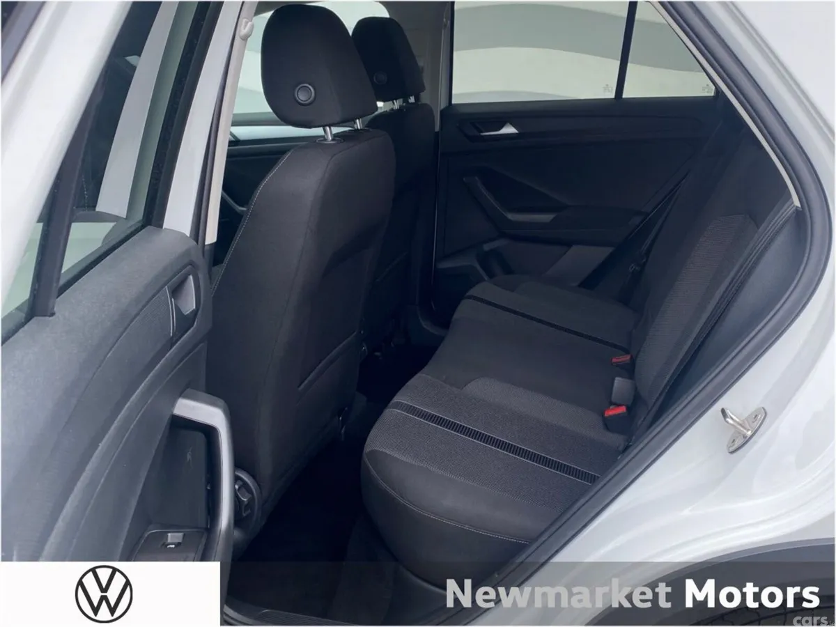 Volkswagen T-Roc SUV, Petrol, 2023, White