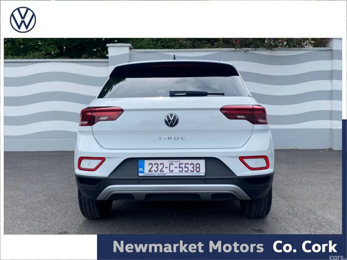 Volkswagen T-Roc SUV, Petrol, 2023, White