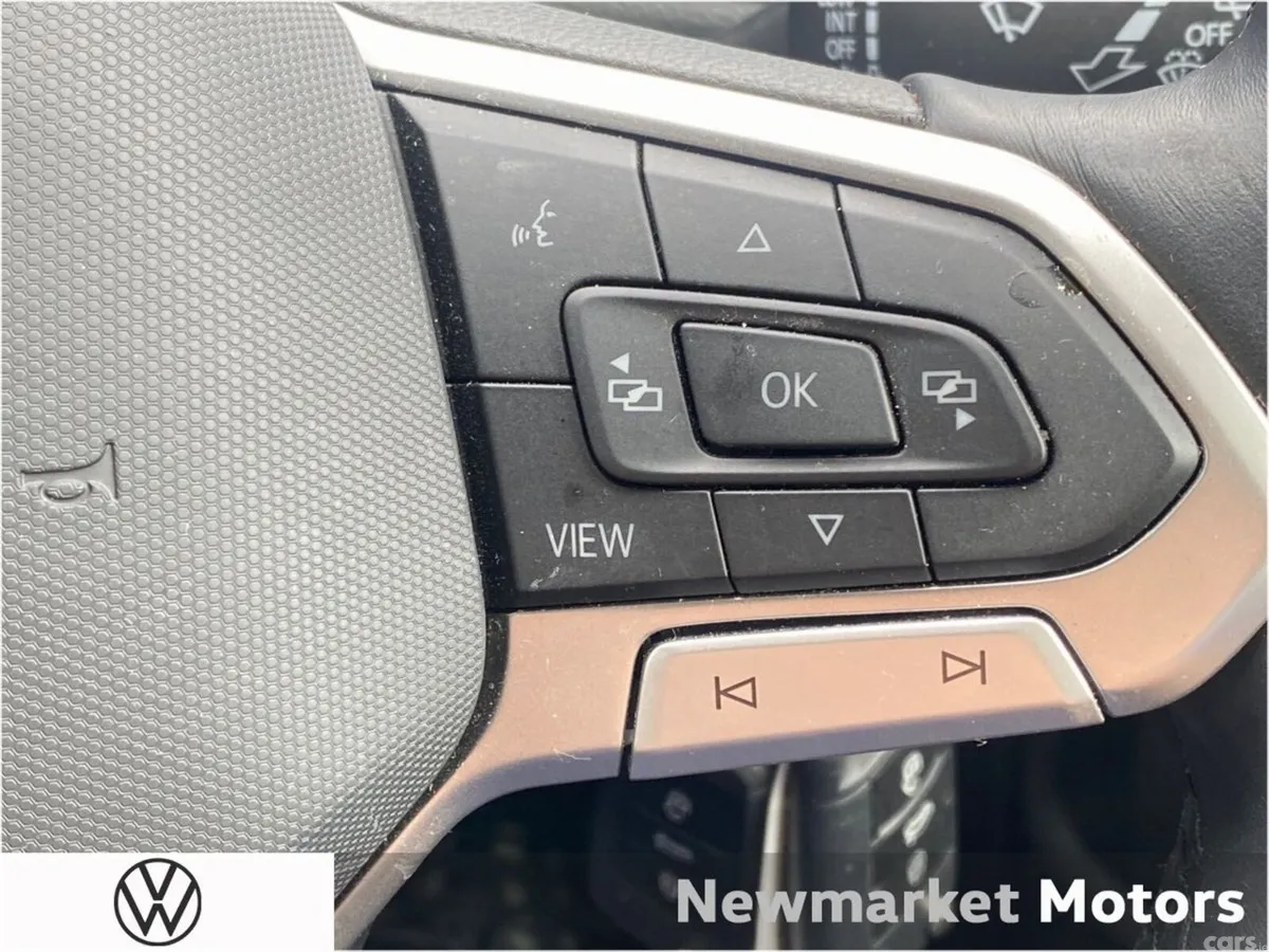 Volkswagen T-Roc SUV, Petrol, 2023, White