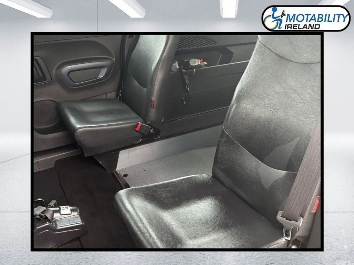 Peugeot Rifter MPV, Diesel, 2024, Black