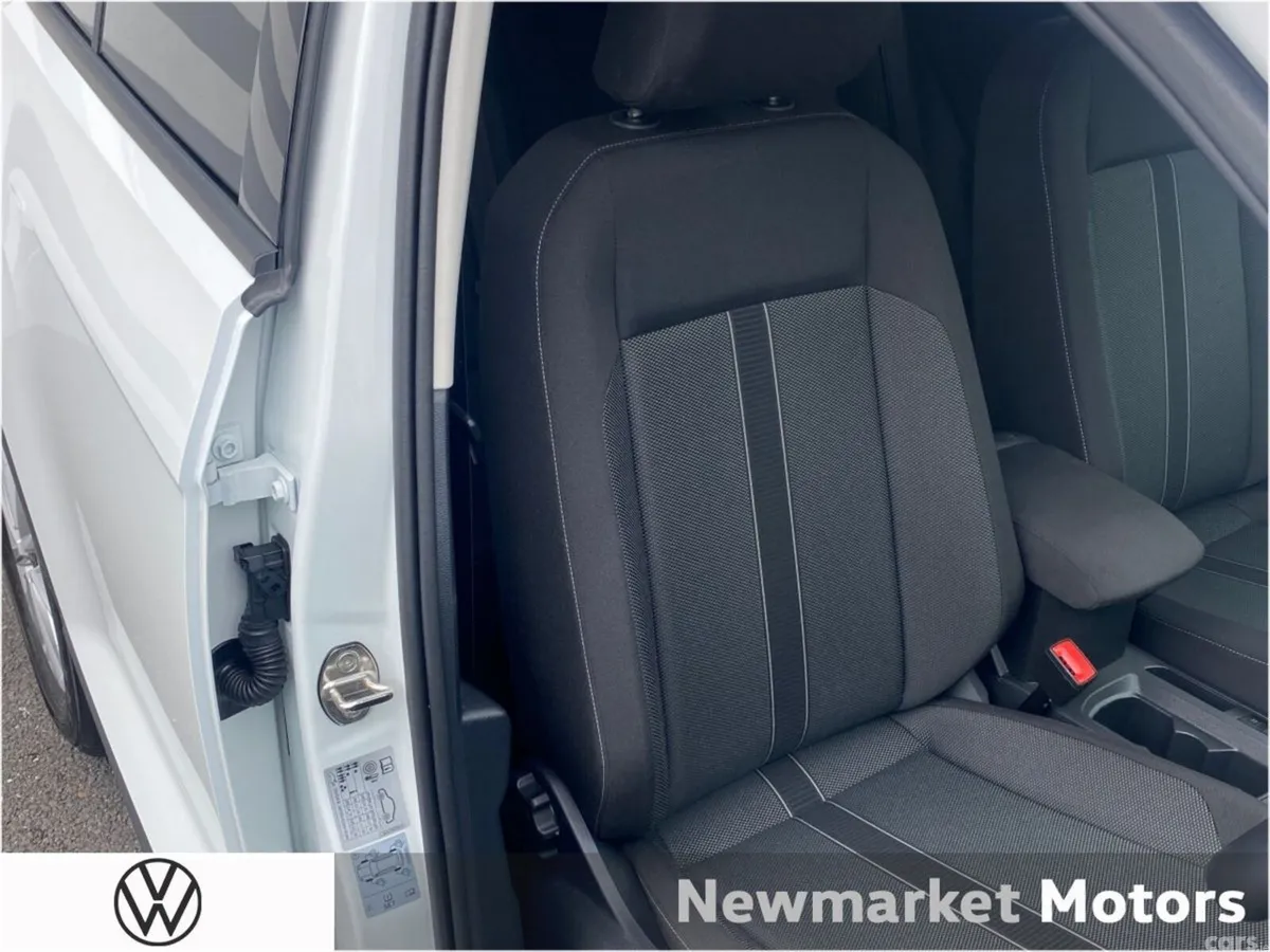 Volkswagen T-Roc SUV, Petrol, 2023, White