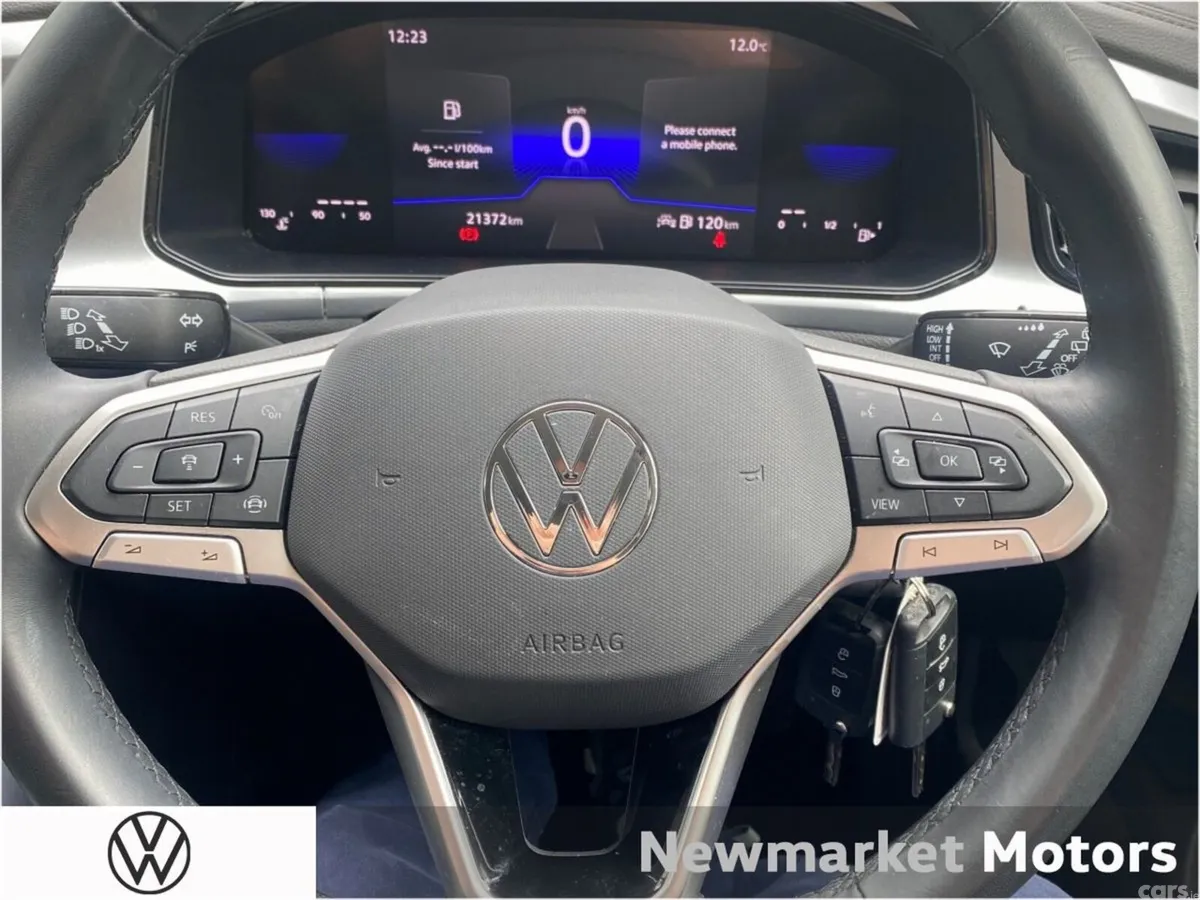Volkswagen T-Roc SUV, Petrol, 2023, White