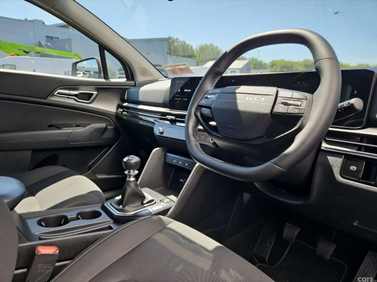 Kia Sportage SUV, Diesel Hybrid, 2026, Grey