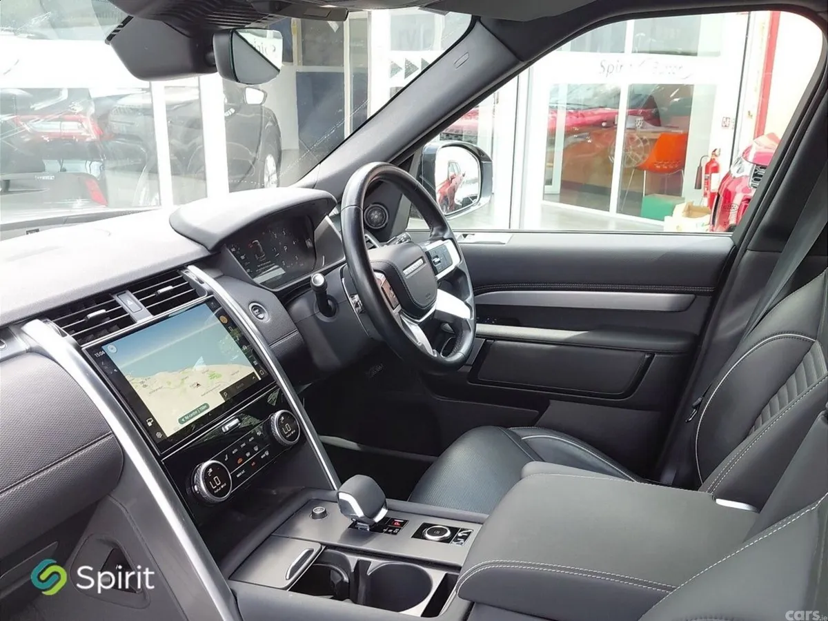 Land Rover Discovery SUV, Diesel, 2024, Grey