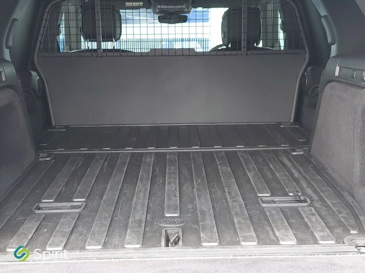 Land Rover Discovery SUV, Diesel, 2024, Grey