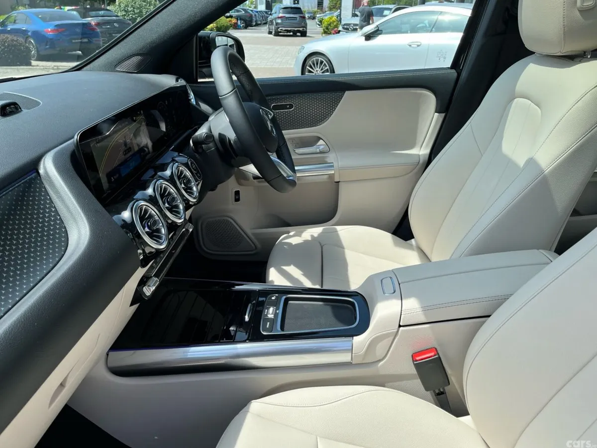 Mercedes-Benz GLA SUV, Diesel, 2026, Black