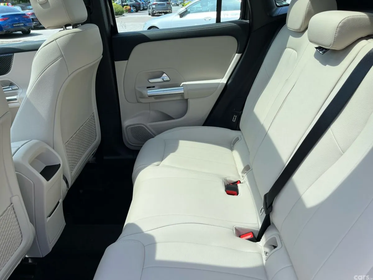 Mercedes-Benz GLA SUV, Diesel, 2026, Black