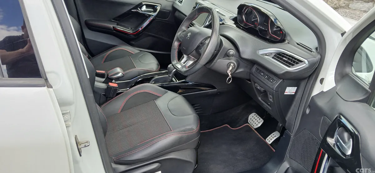 Peugeot 2008 SUV, Petrol, 2017, White