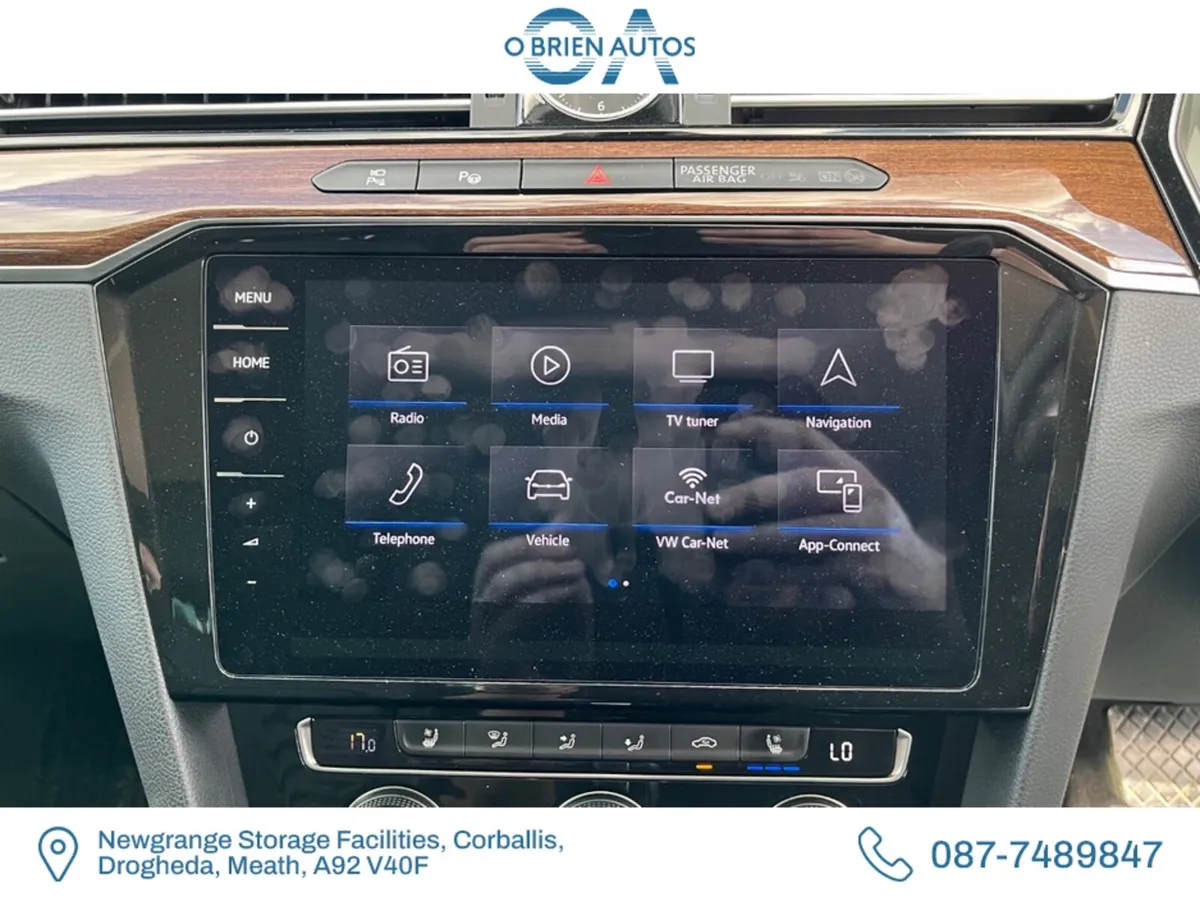 Volkswagen Passat Saloon, Diesel, 2019, Silver