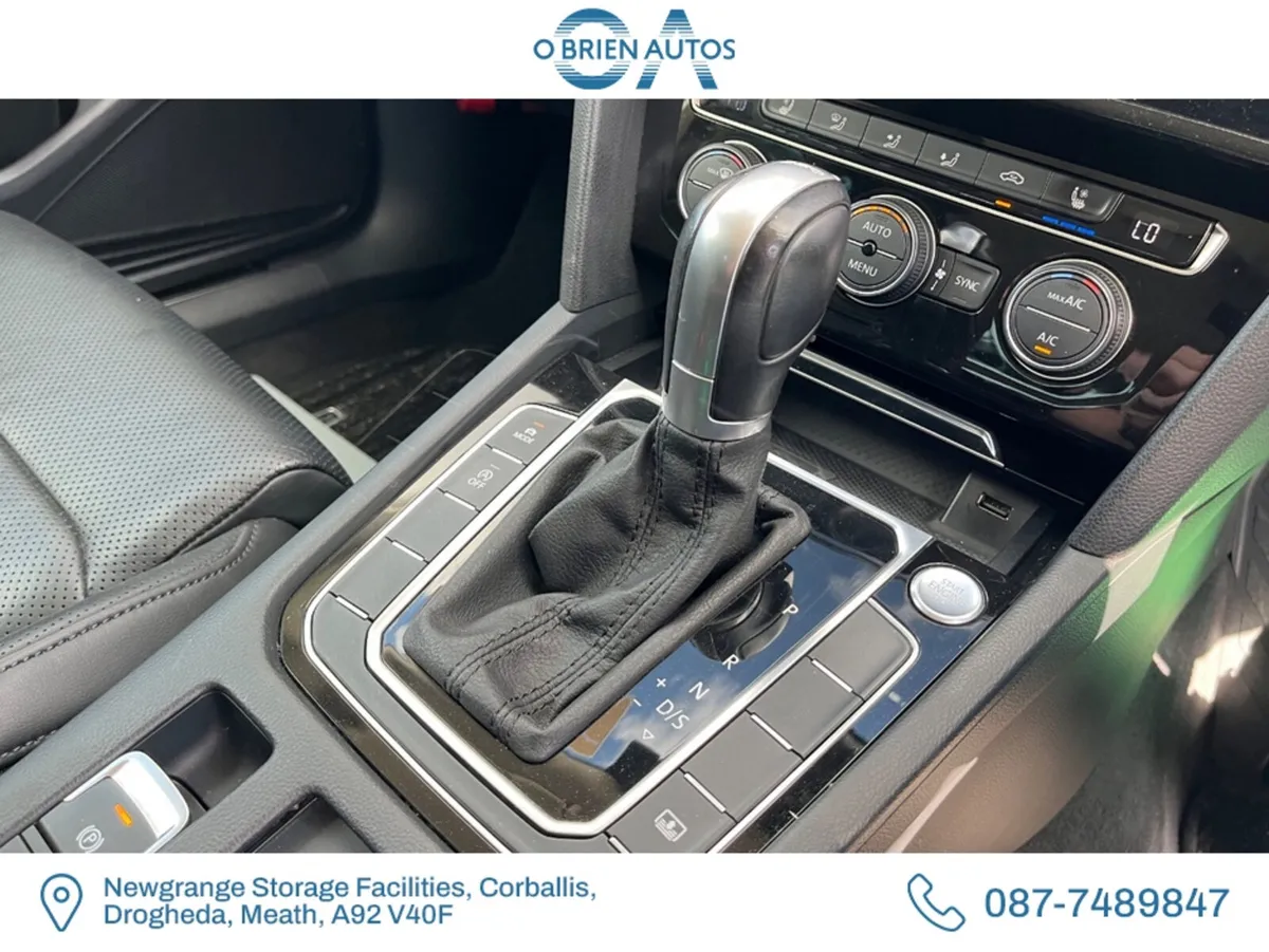 Volkswagen Passat Saloon, Diesel, 2019, Silver