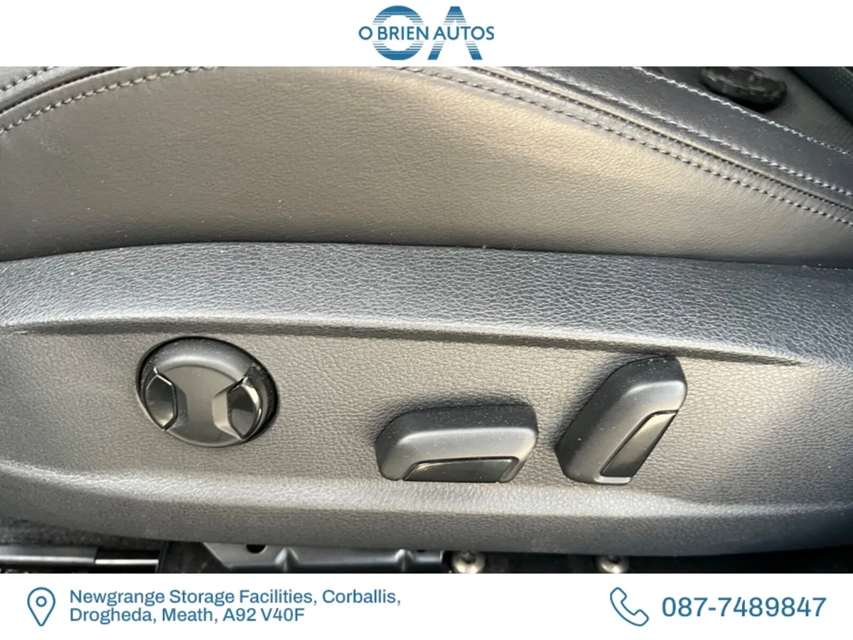 Volkswagen Passat Saloon, Diesel, 2019, Silver
