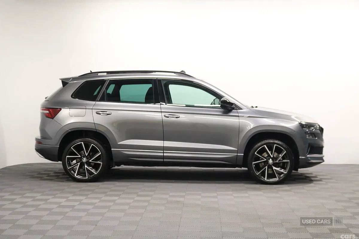 Skoda Karoq SUV, Petrol, 2023, Grey