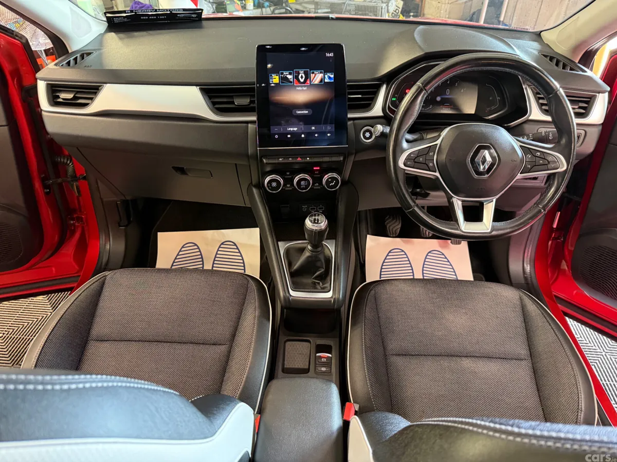 Renault Captur Hatchback, Petrol, 2020, Red