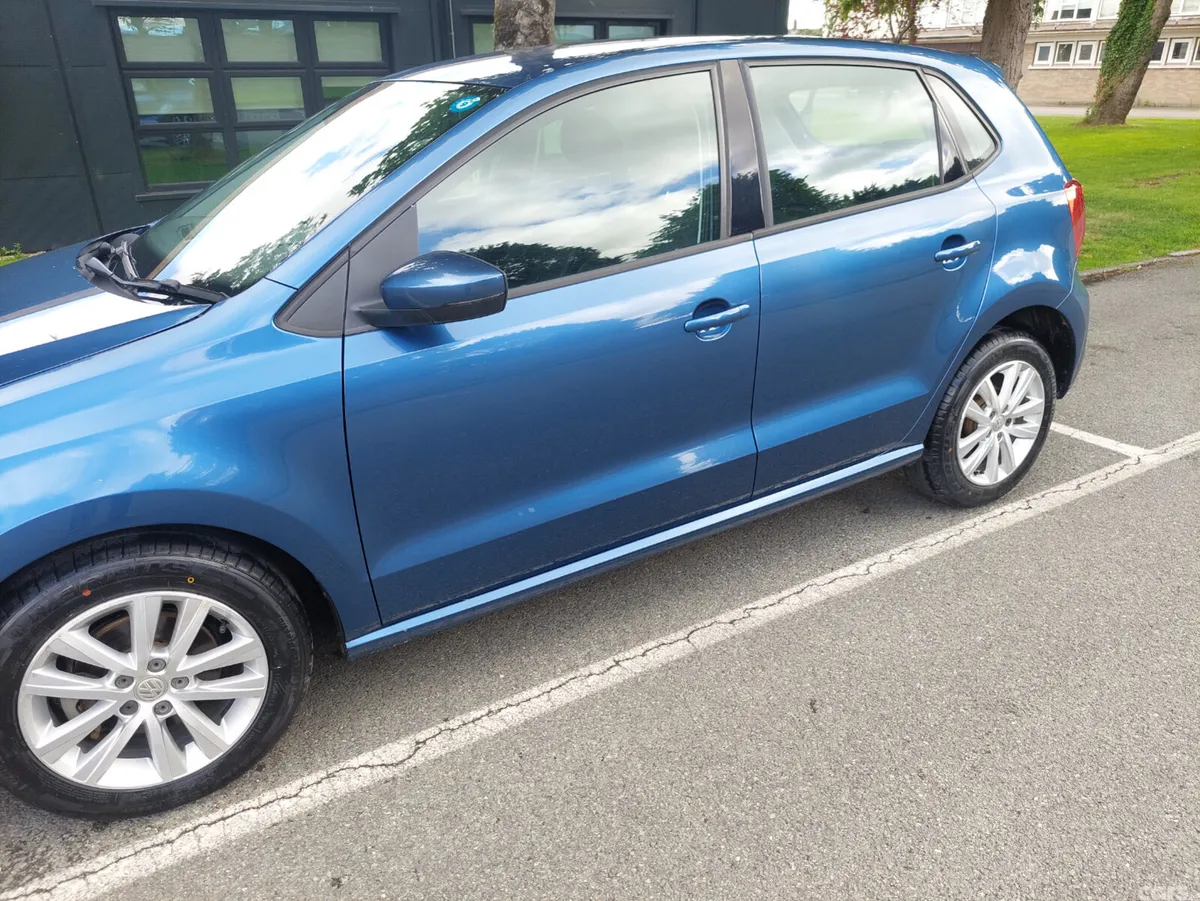 Volkswagen Polo Hatchback, Petrol, 2018, Blue