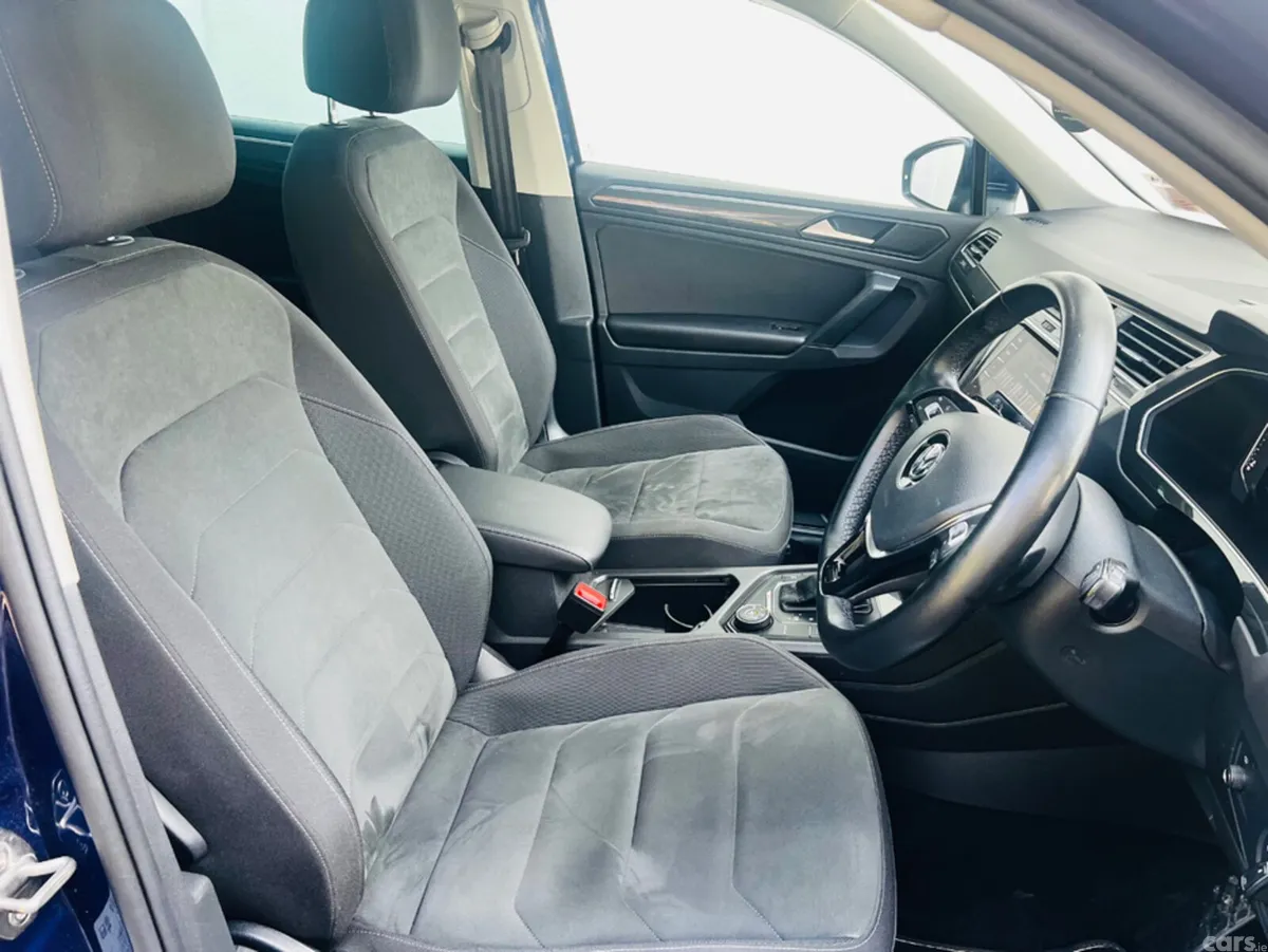 Volkswagen Tiguan Estate, Diesel, 2020, Blue