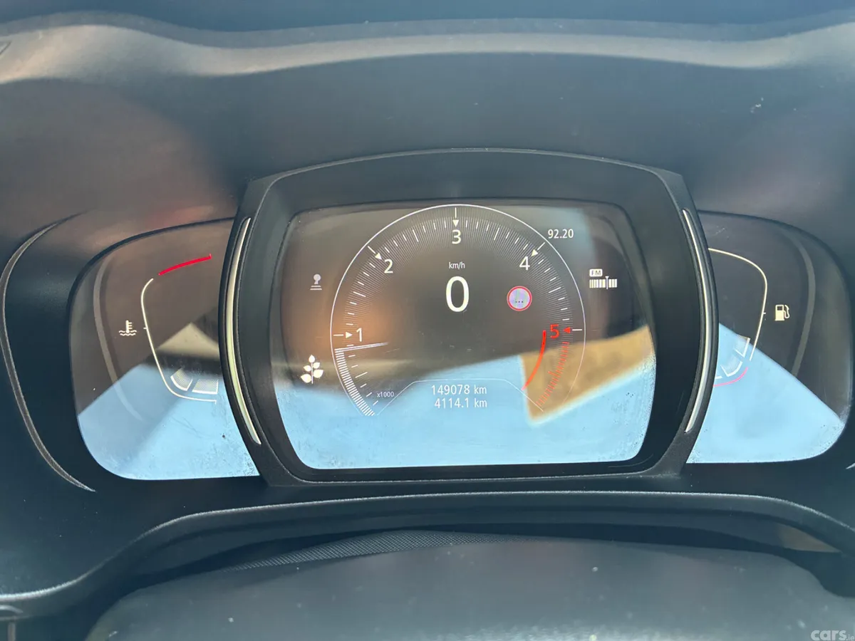 Renault Kadjar SUV, Diesel, 2017, Red