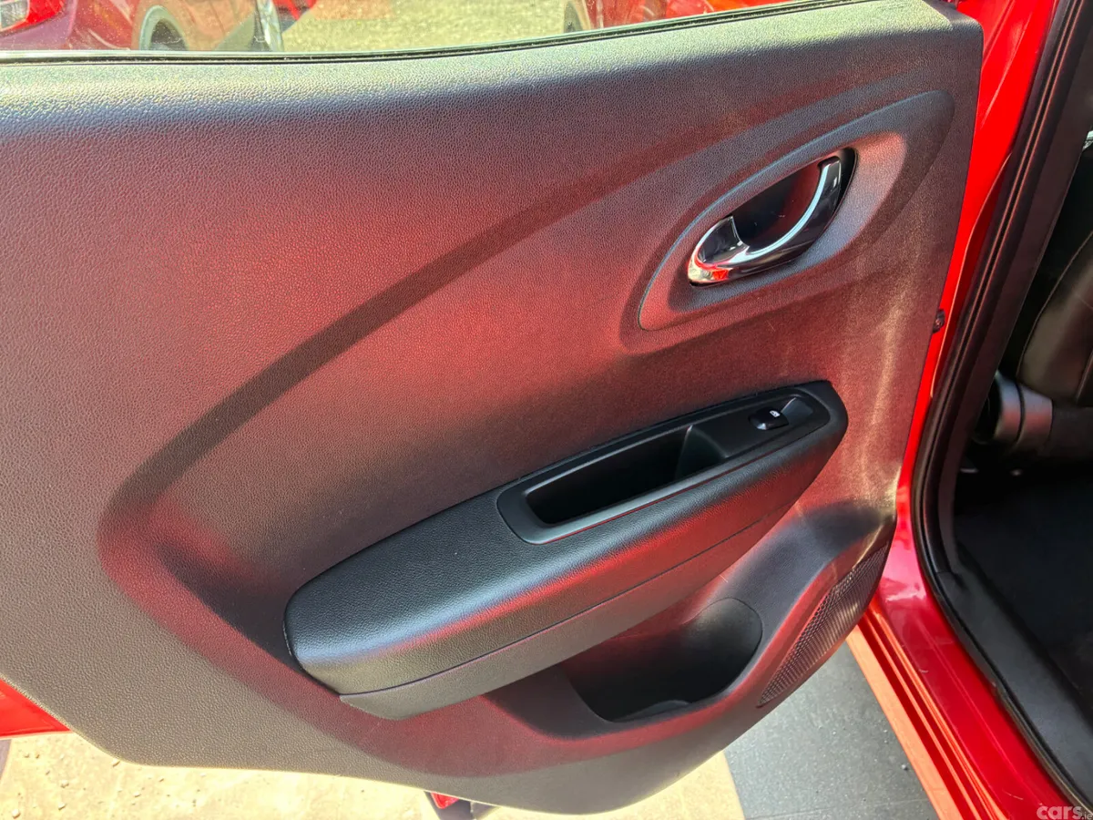 Renault Kadjar SUV, Diesel, 2017, Red