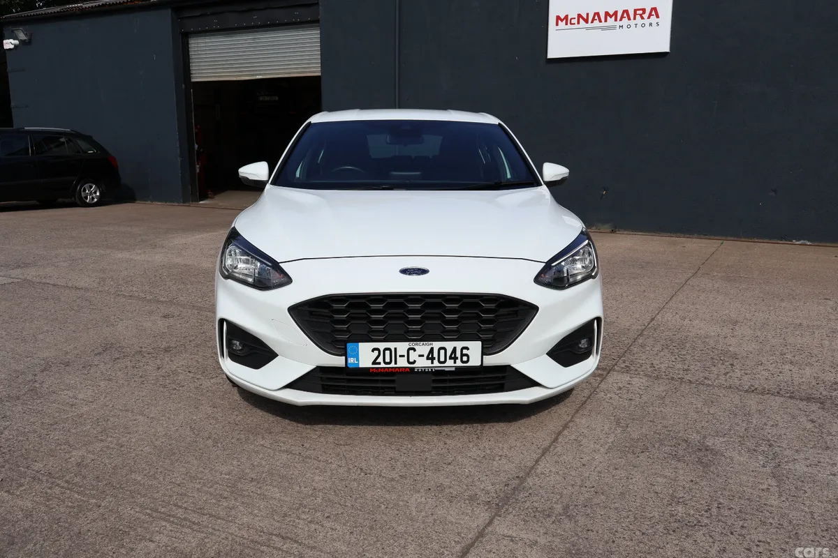 Ford Focus Hatchback, Diesel, 2020, White