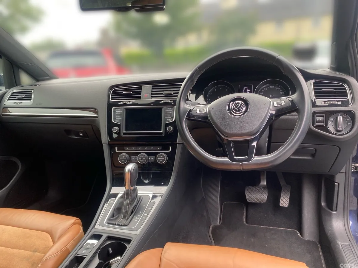 Volkswagen Golf Hatchback, Petrol, 2016, Blue