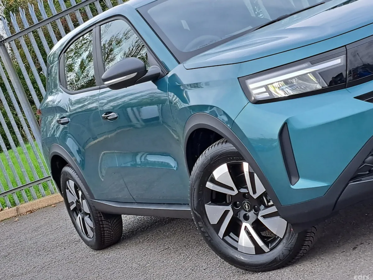 Opel Frontera SUV, Petrol Hybrid, 2027, Green