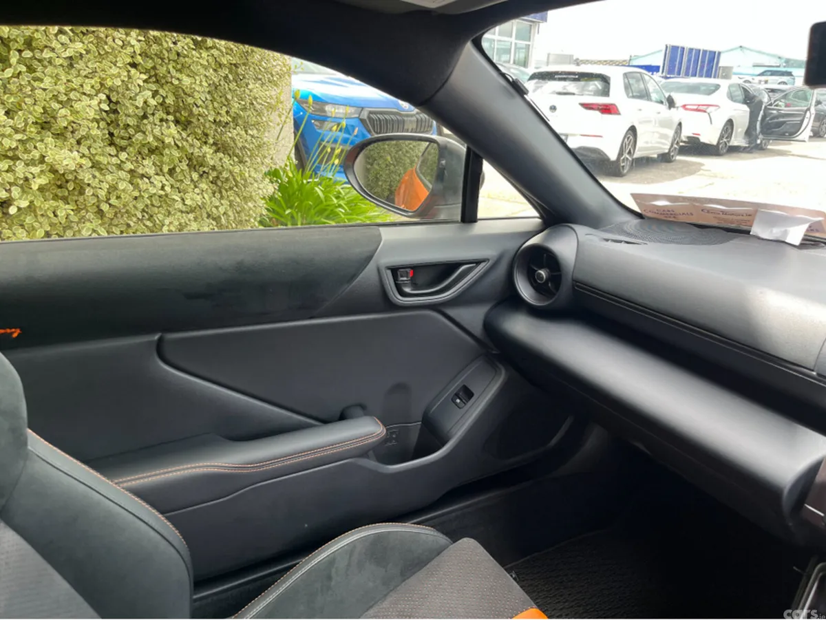 Toyota GR86 Coupe, Petrol, 2023, Orange
