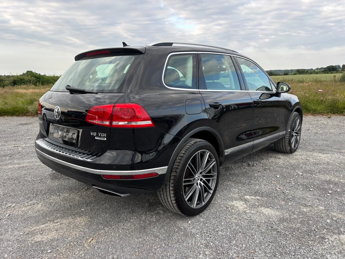 Volkswagen Touareg SUV, Diesel, 2014, Black