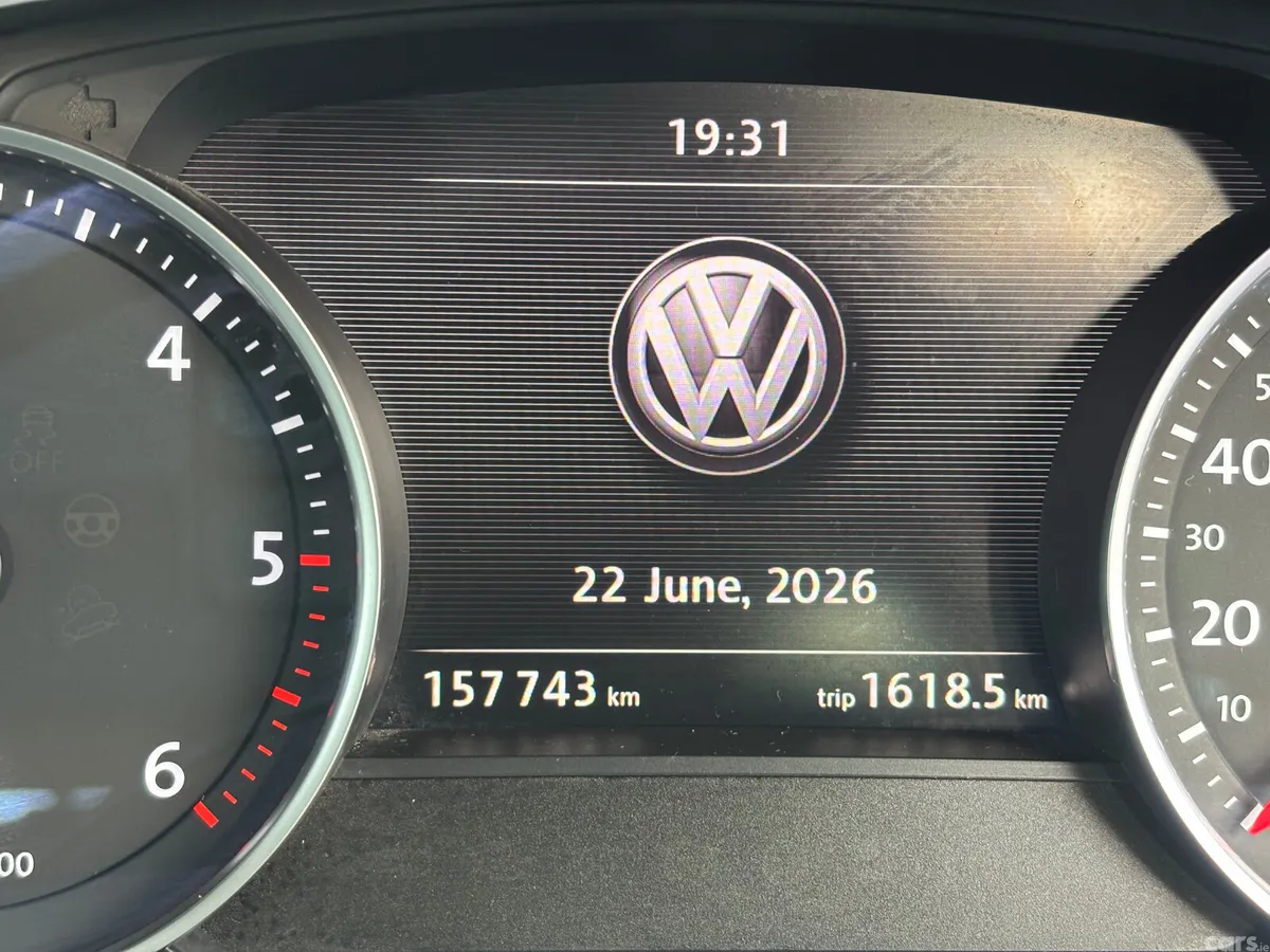 Volkswagen Touareg SUV, Diesel, 2014, Black