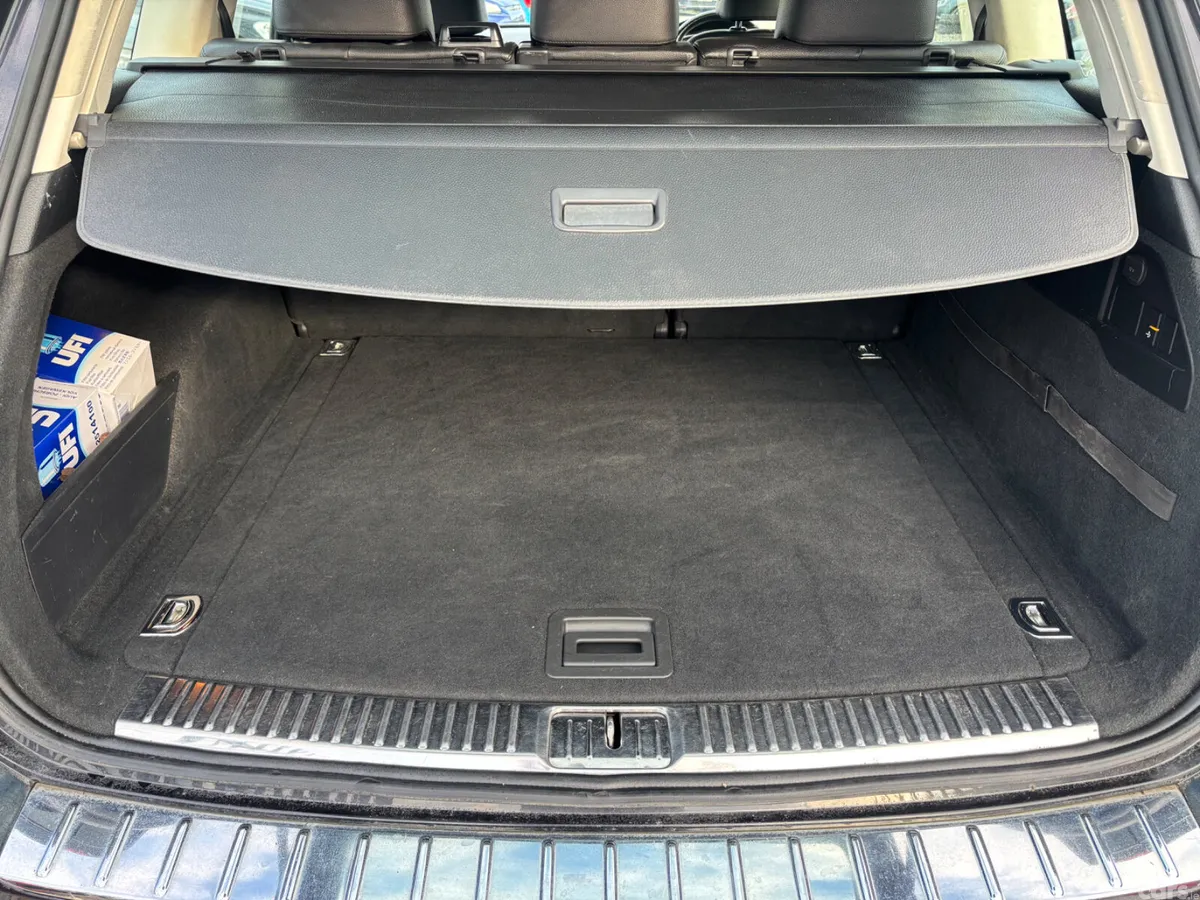 Volkswagen Touareg SUV, Diesel, 2014, Black