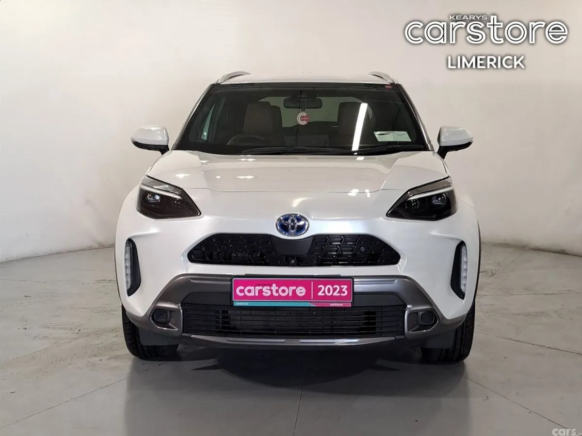 Toyota Yaris Cross SUV, Petrol Hybrid, 2023, White