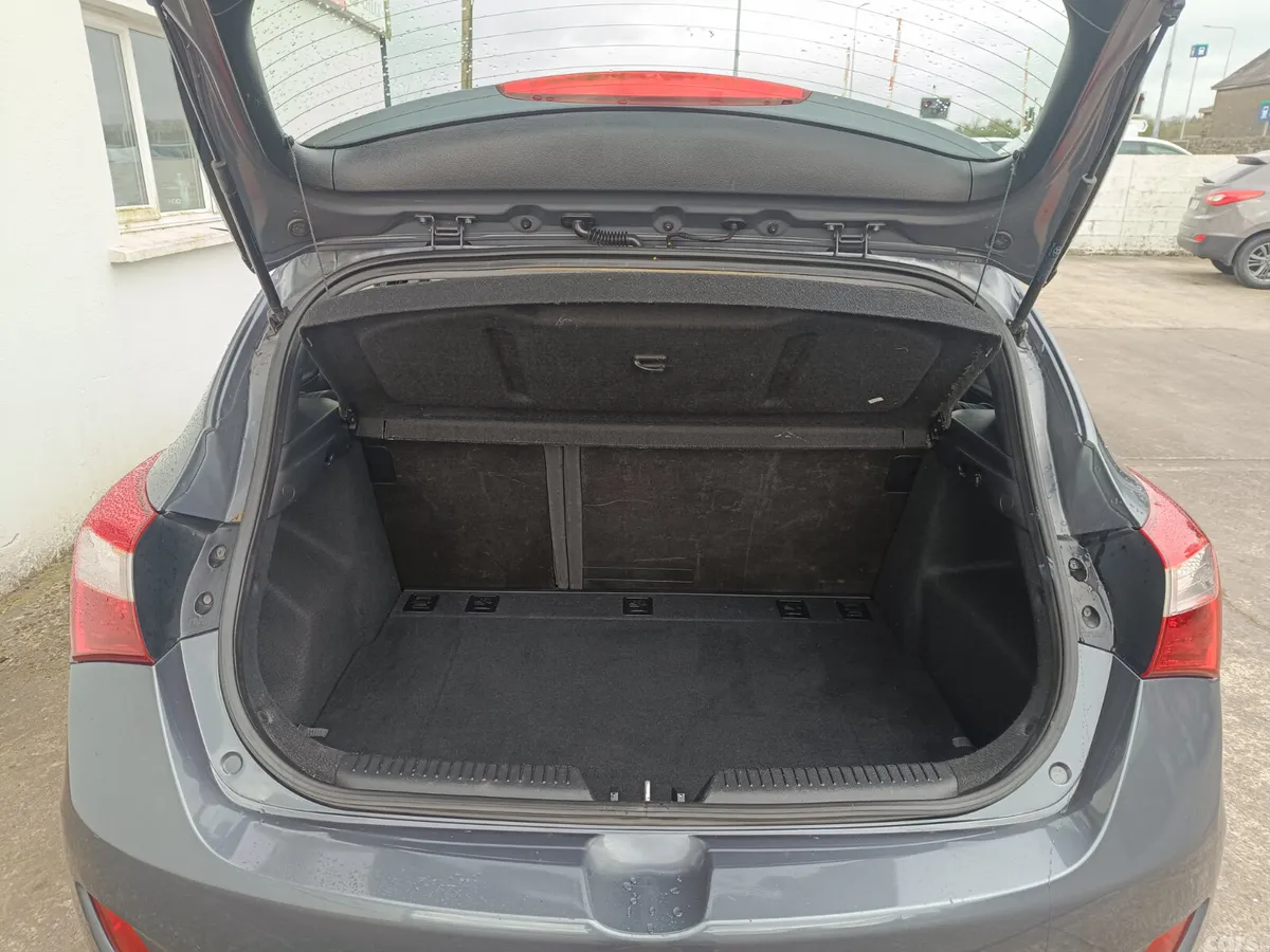Hyundai i30 Hatchback, Diesel, 2015, Grey