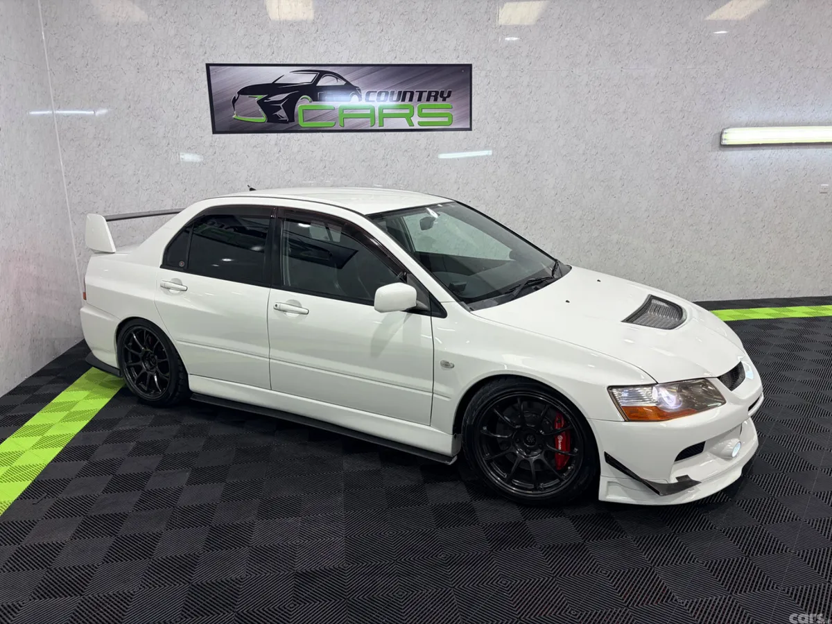 Mitsubishi Lancer Saloon, Petrol, 2005, White