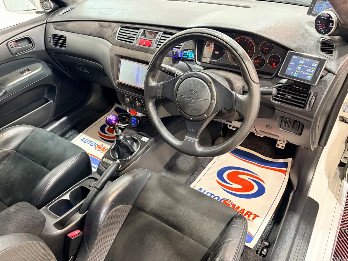 Mitsubishi Lancer Saloon, Petrol, 2005, White