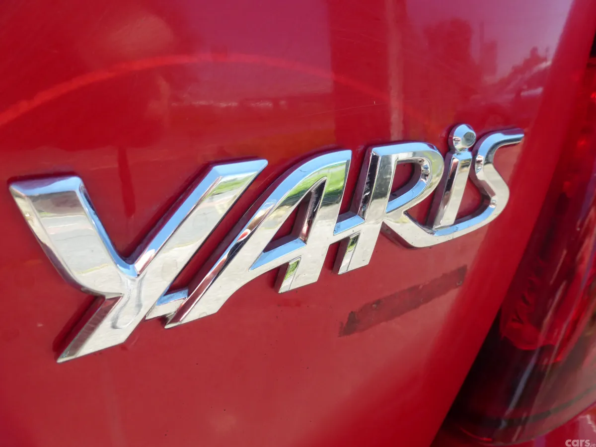 Toyota Yaris Hatchback, Diesel, 2016, Red