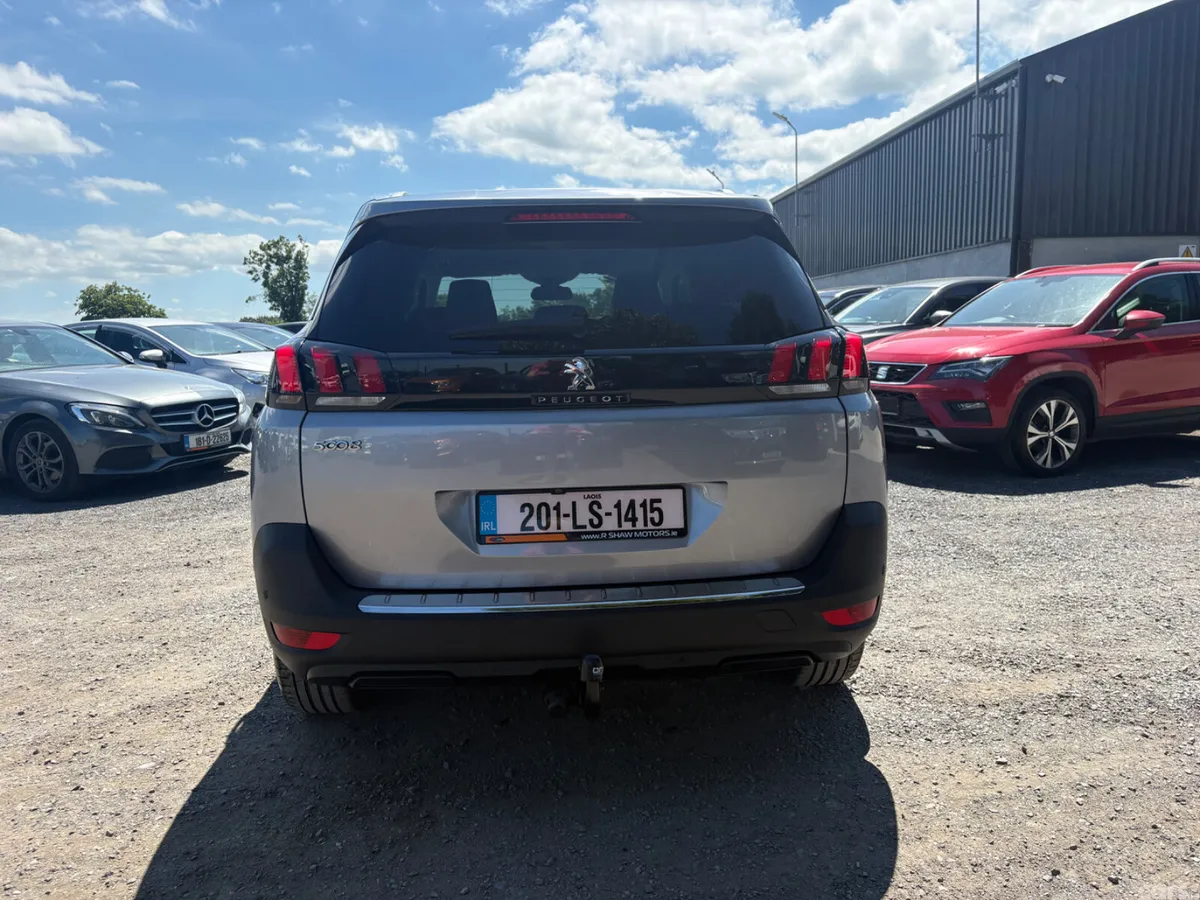 Peugeot 5008 MPV, Diesel, 2020, Grey