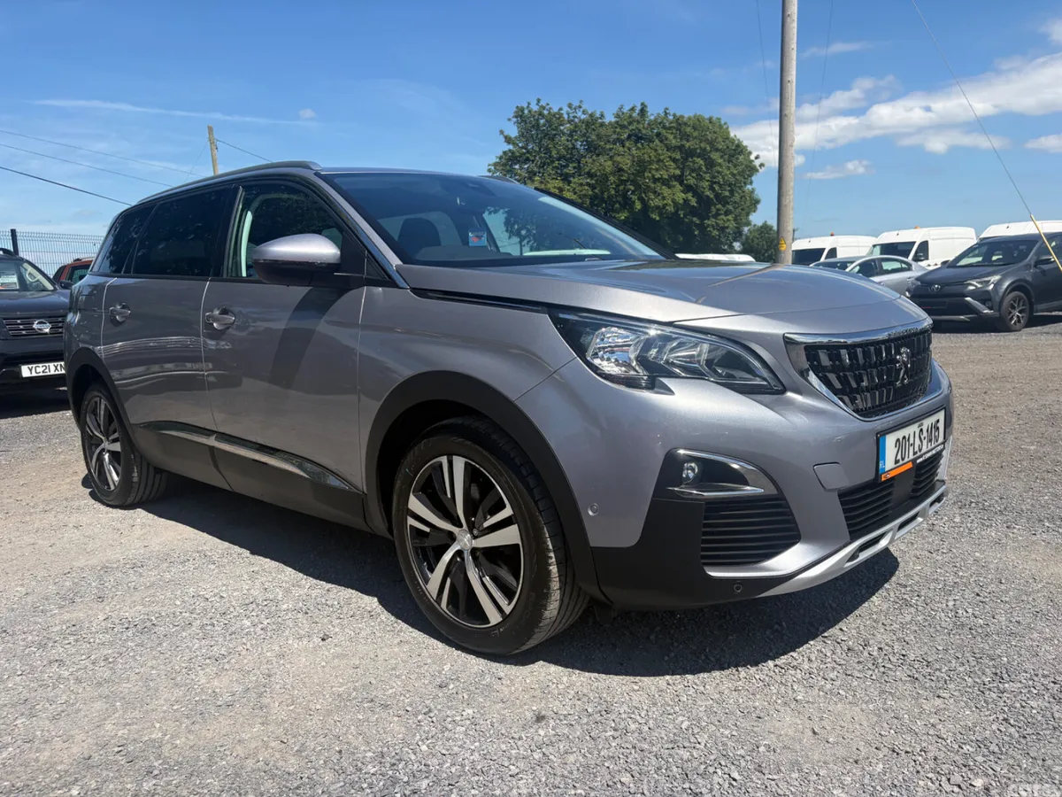 Peugeot 5008 MPV, Diesel, 2020, Grey