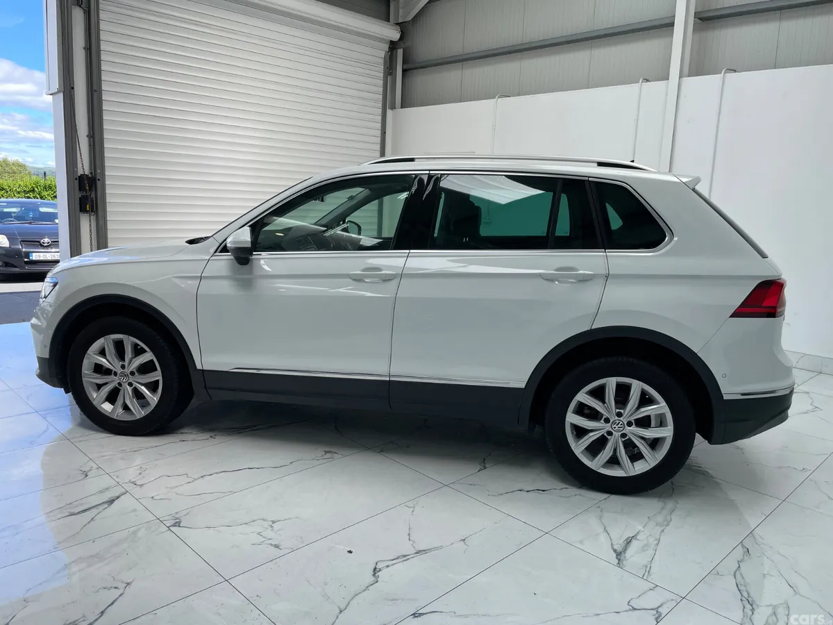 Volkswagen Tiguan Estate, Diesel, 2019, White